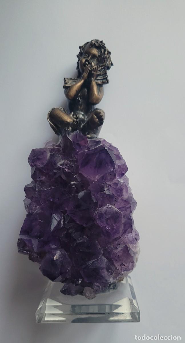 Arte: Figura drusa de amatista y bronce