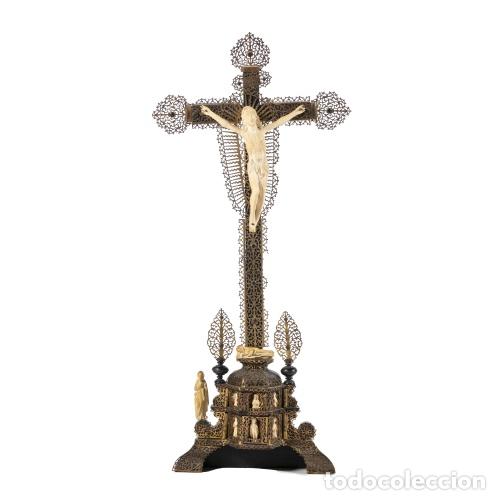 Art: Marfil - Jesucristo crucificado indoportugu&eacute;s - Siglo XVII