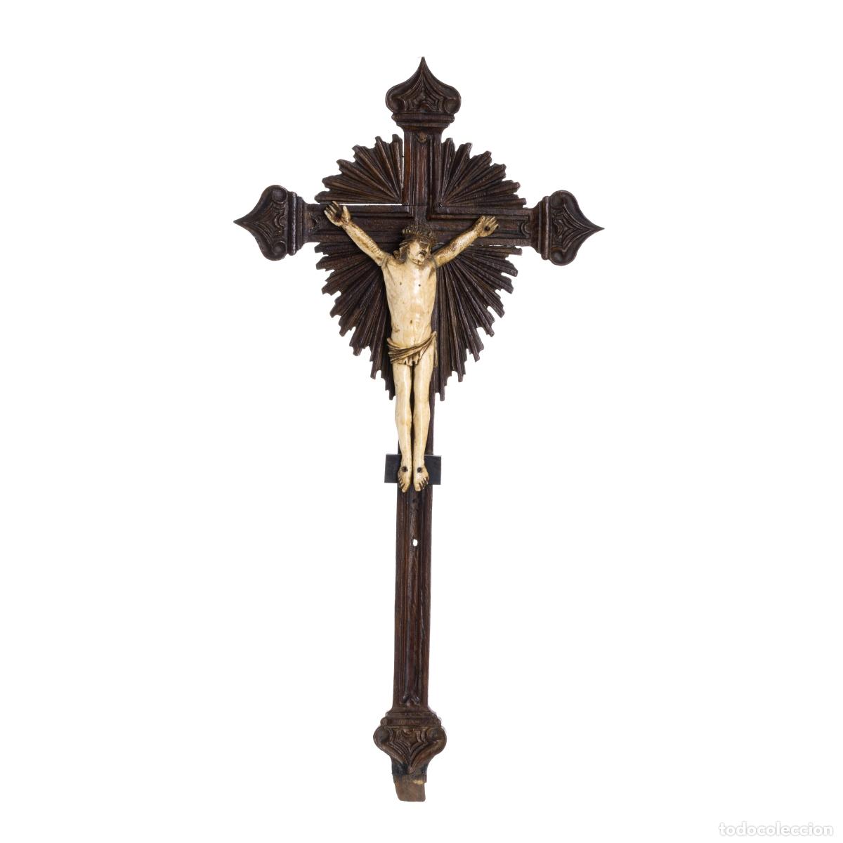 Art: Marfil - Jesucristo crucificado indoportugu&eacute;s - Siglo XVIII