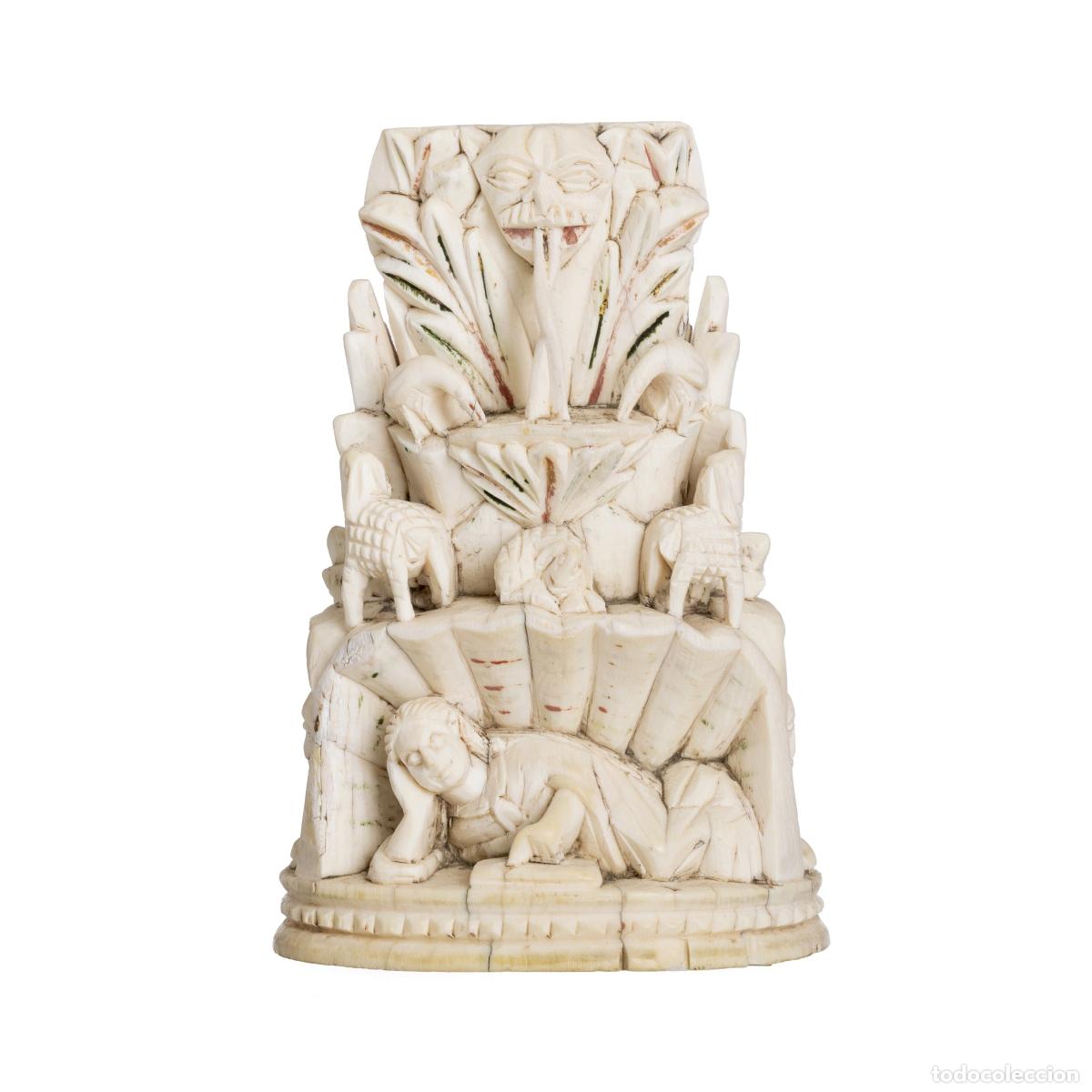 Art: Marfil - Base aterrazada del Ni&ntilde;o Jes&uacute;s del Buen Pastor indo-portugu&eacute;s - Siglo XVII