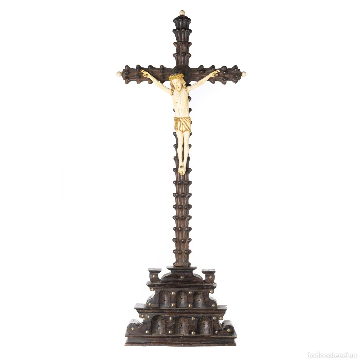 Art: Marfil - Jesucristo crucificado indoportugu&eacute;s - Siglo XVII