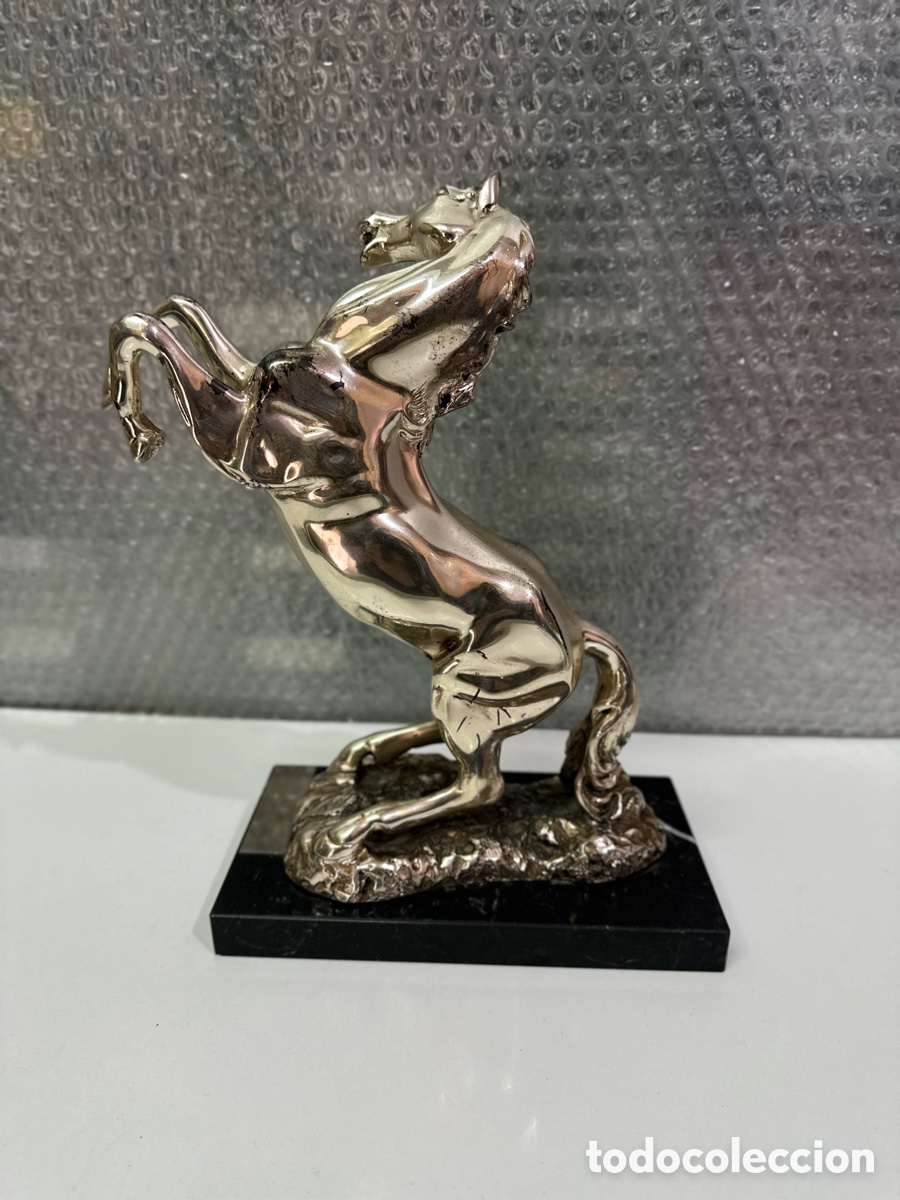 Art: FIGURA ESCULTURA ANTIGUA DE CABALLO RAMPANTE ESTA&Ntilde;O DECORACI&Oacute;N GUSTAVIANA