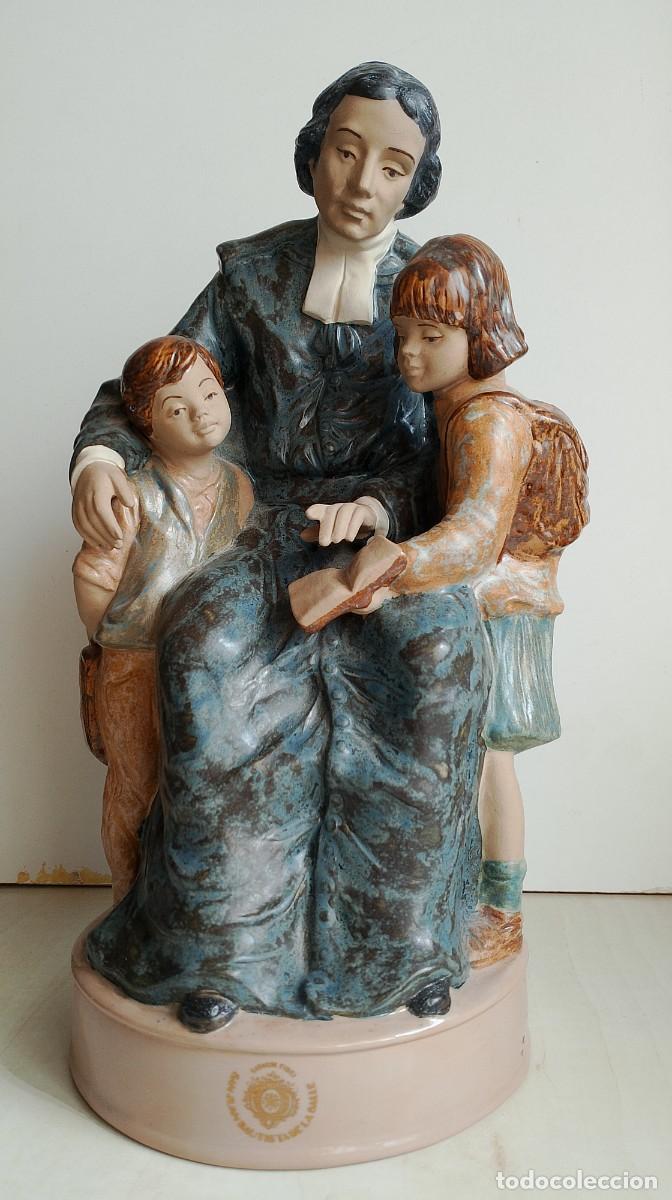 Arte: ENRIQUE SANISIDRO: Porcelana de San Juan Bautista de La Salle - Signum Fidei