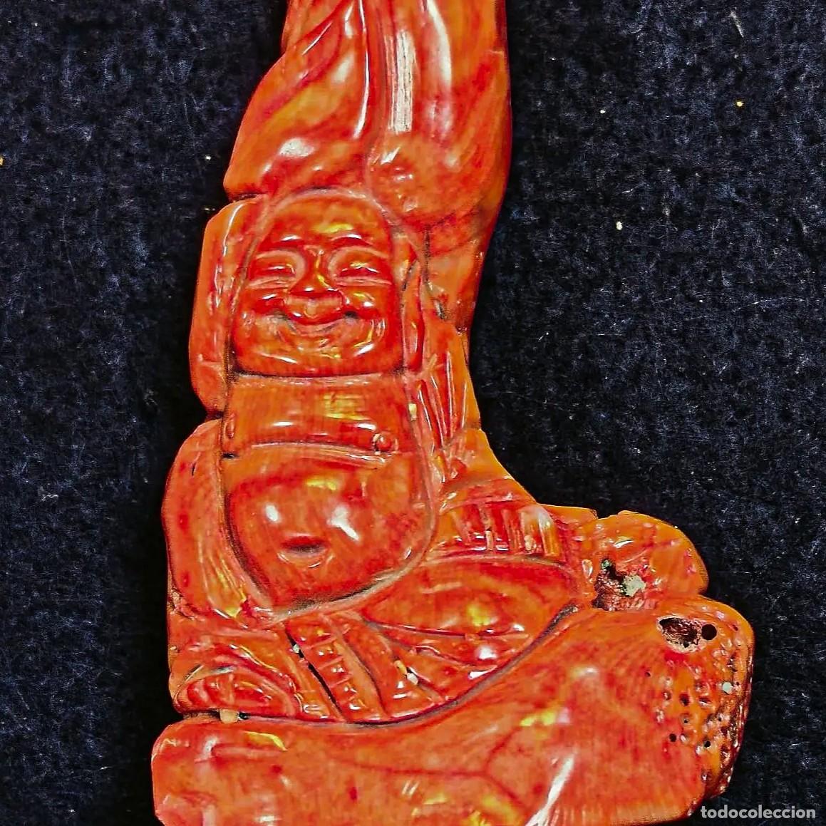 Art: BUDA TALLADO EN TRONCO DE CORAL NARANJA. MED. 10 X CMS