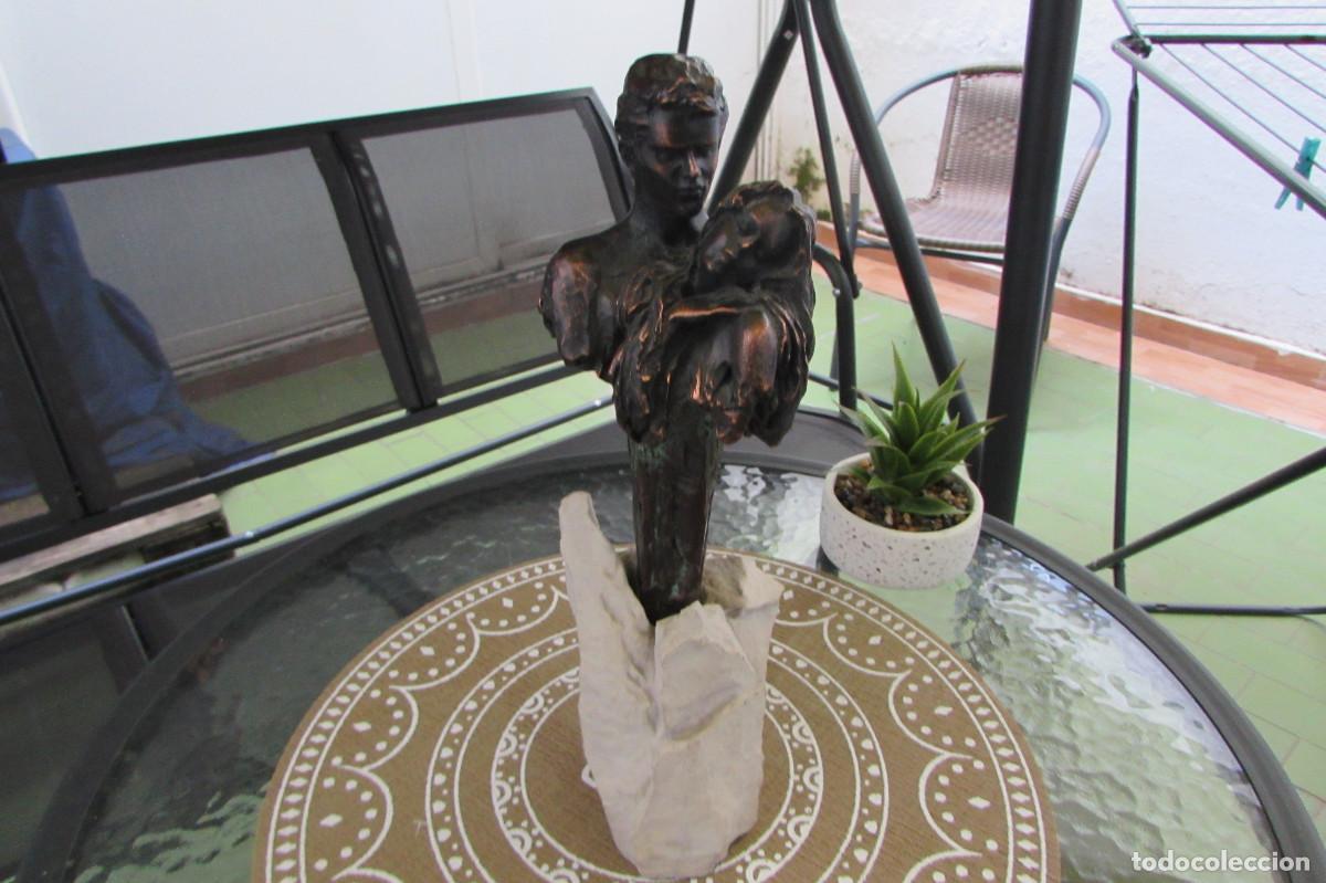 Arte: Marga Man & Woman Bronze Sculpture PAOR Spain