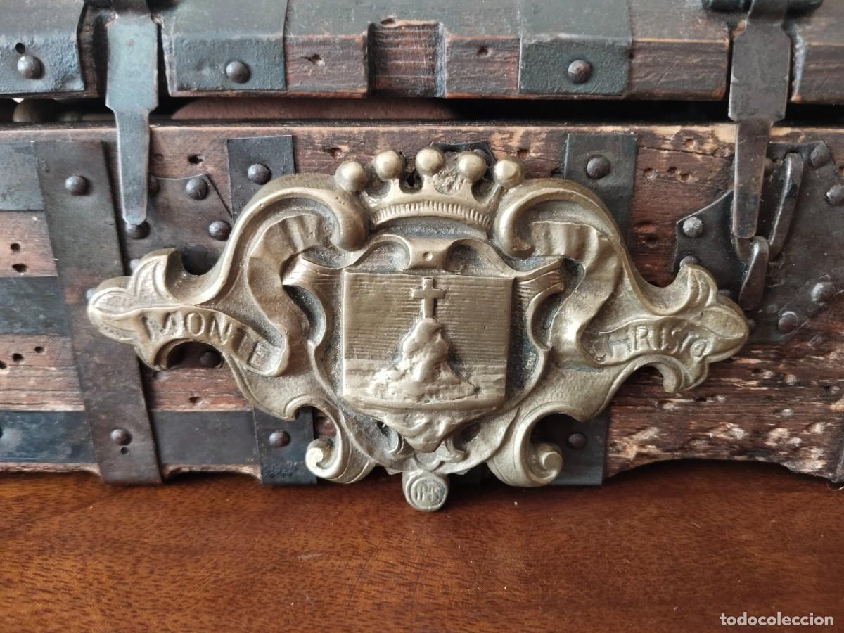 Art: Placa en bronce Montecristo. Monte Christo.