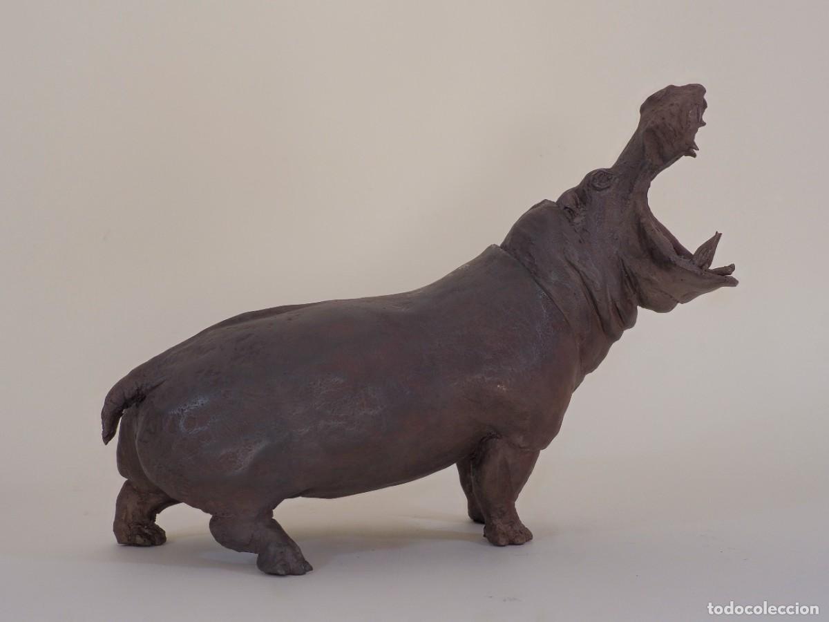 Art: JMSQLPTOR: Heracles. Hipop&oacute;tamo luchando. Escultura original de bronce. Ejemplar 3 de Serie de 7