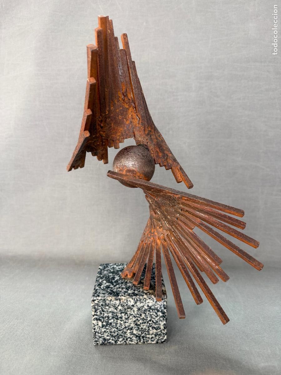 Arte: Sergio Castillo Mandiola , escultura en hierro firmada , Chile, R713