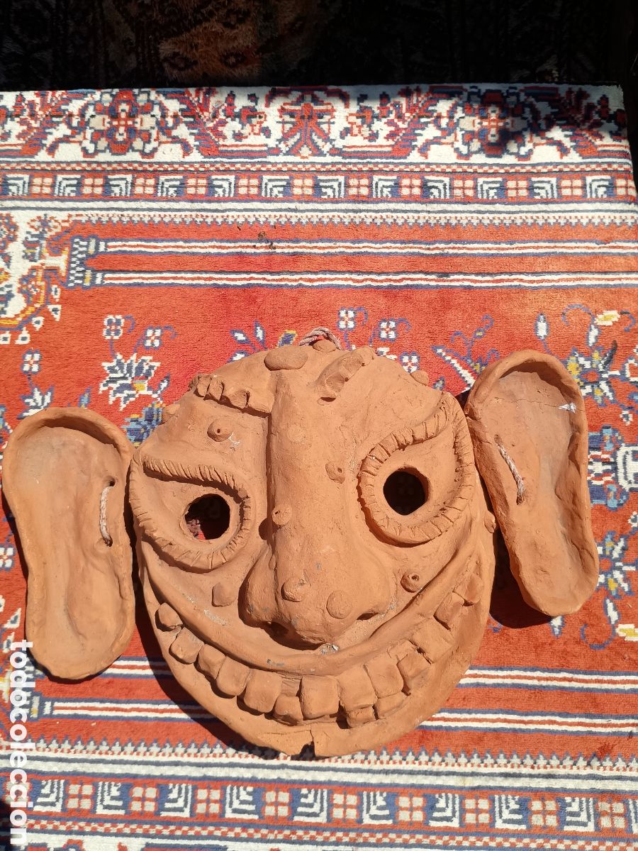 Art: M&aacute;scara terracota estilo la roqueta