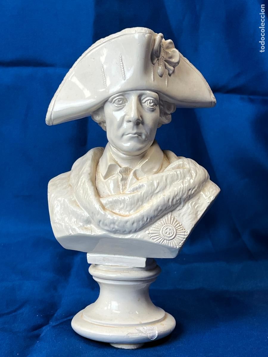 Art: Antiguo Busto de Napole&oacute;n Bonaparte en alabastro o similar. Figura Hist&oacute;rica Vintag