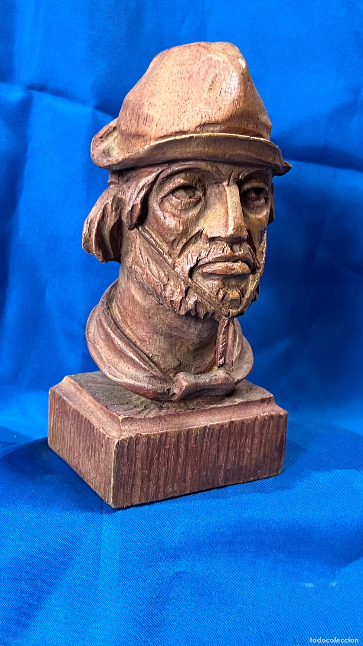 Art: BUSTO DE PESCADOR / MARINERO CON SUROESTE EN MADERA TALLADA DE ESTILO R&Uacute;STICO CASTELLANO