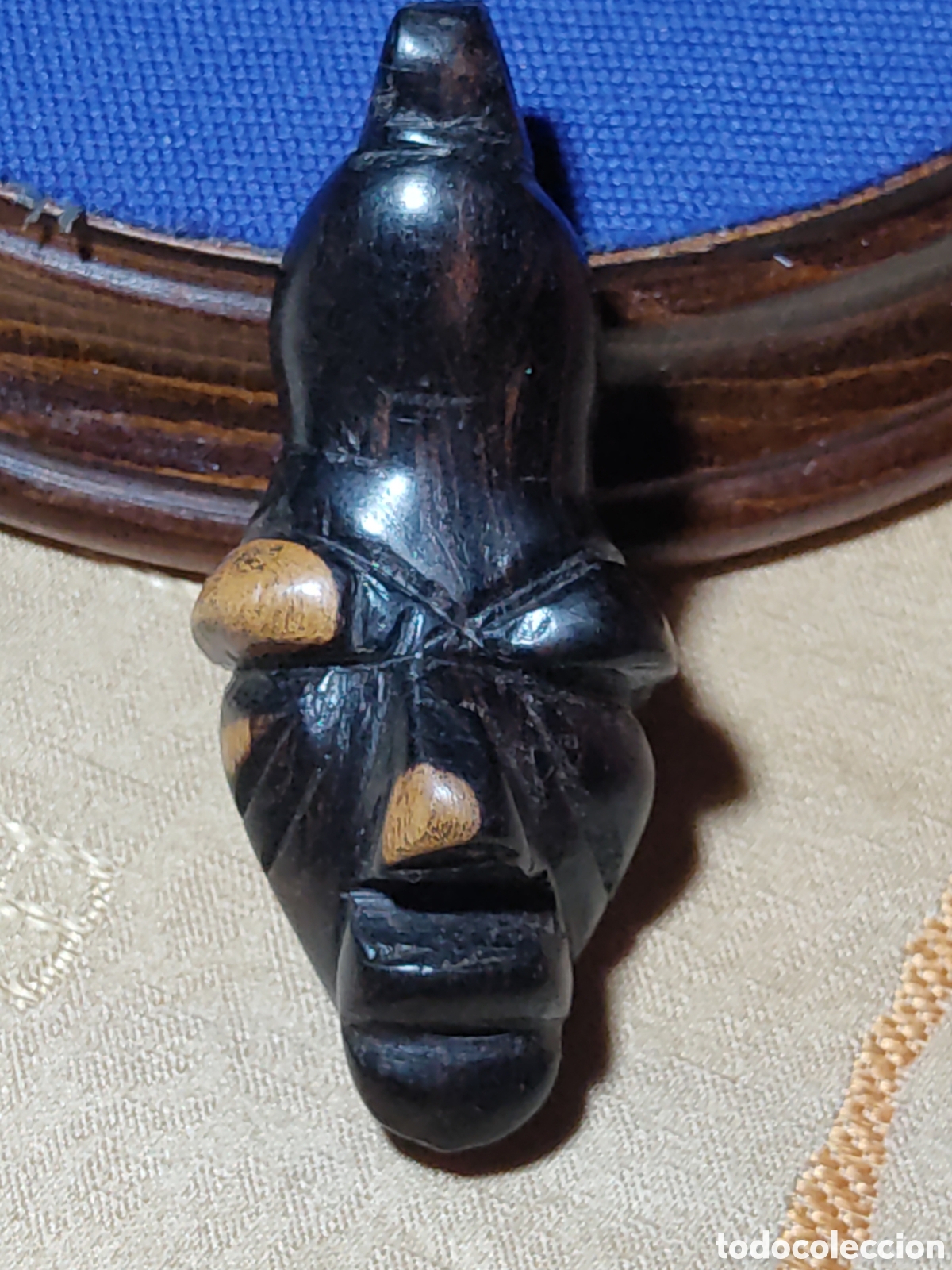 Arte: Colgante & Fetiche cara tallada en madera de &eacute;bano.Dije.Origen Mali.