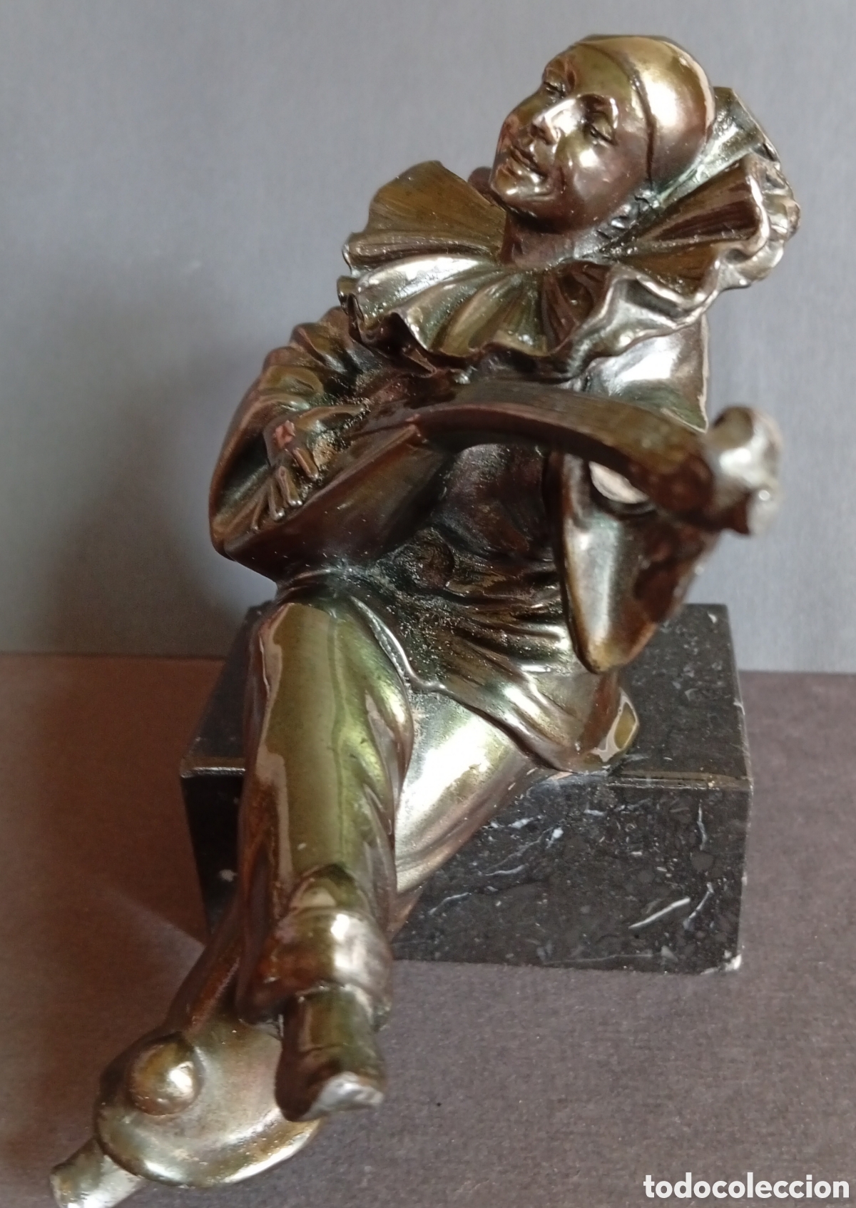 Arte: Preciosa escultura antigua de bronce macizo &eacute;poca ardet deco base marmol
