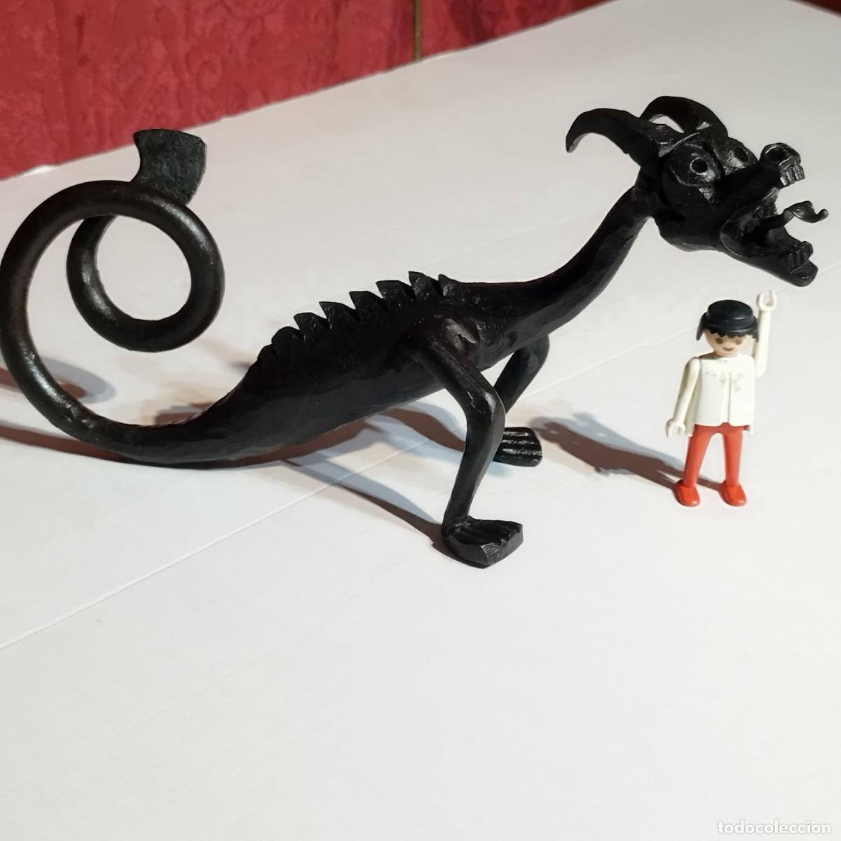 Arte: ESCULTURA DRAGON DE HIERRO / FORJA CON COLA ENROSCADA 28,5 CM LONGITUD