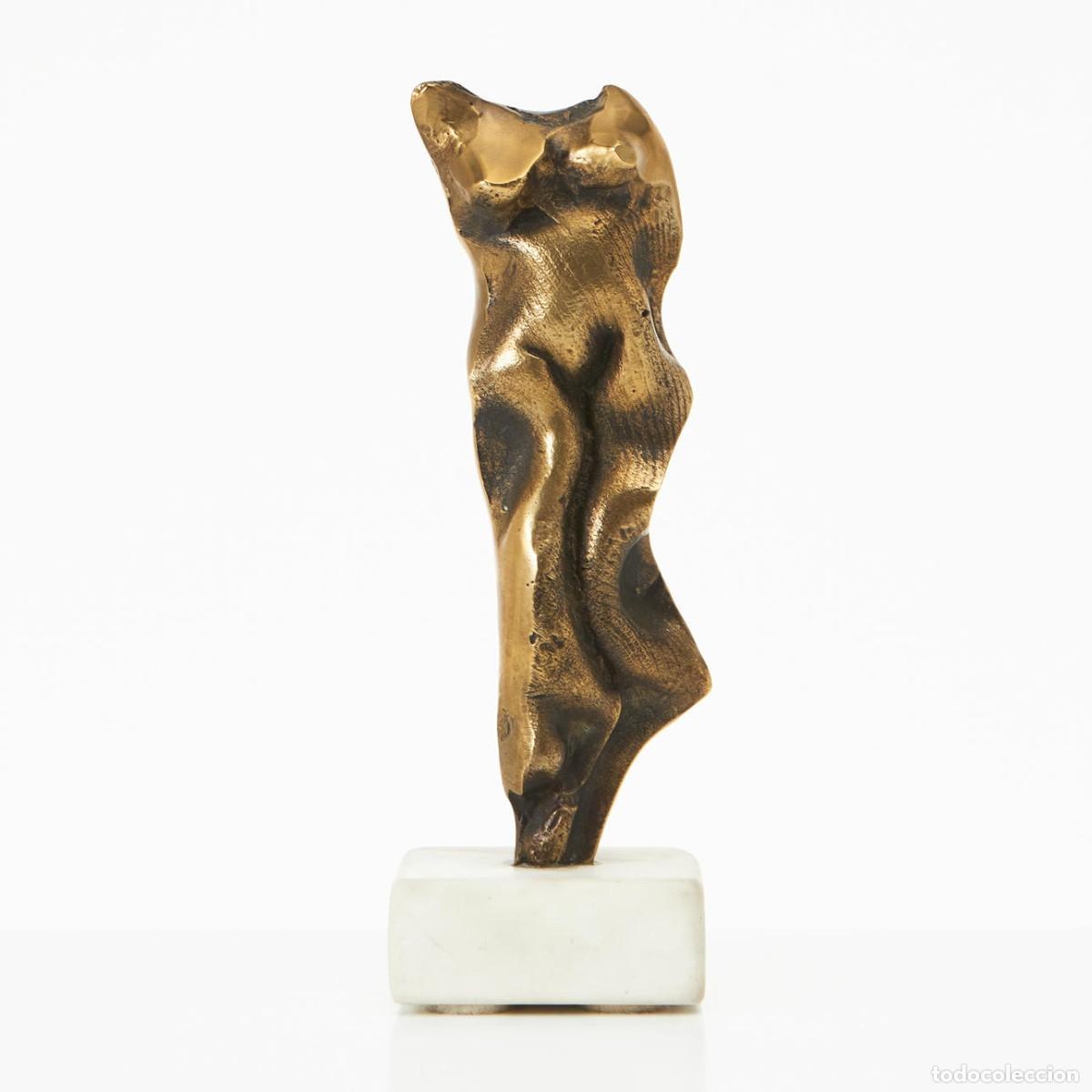Arte: Escultura de artista polaco reconocido