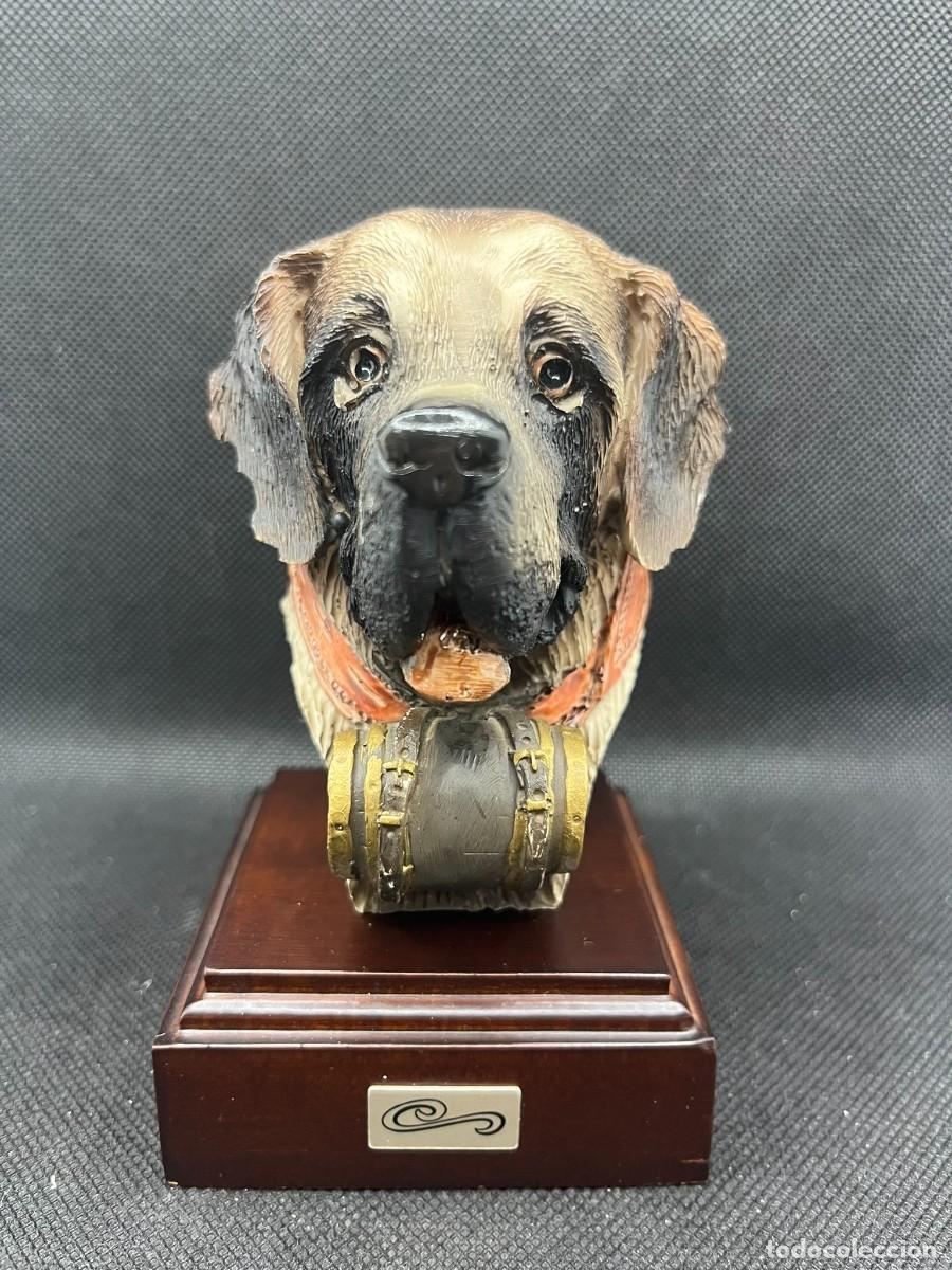 Arte: Escultura Perro San Bernardo. Country Artists. Resina Pintada a Mano - Con Falta en Oreja