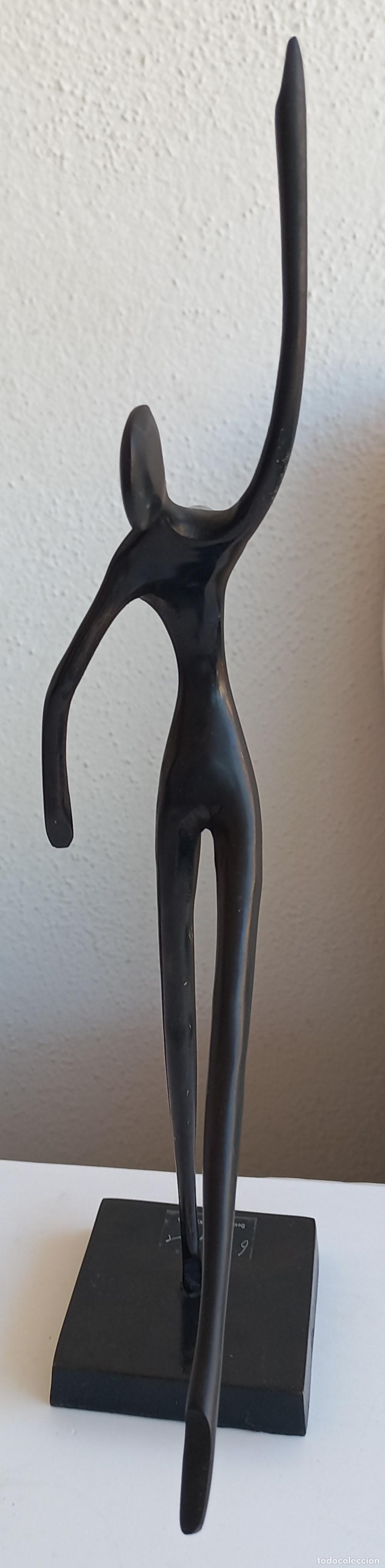 Arte: Escultura abstracta de bronce, bailarina, ballet, danza. Design Bodrul Khalique. 33 cm
