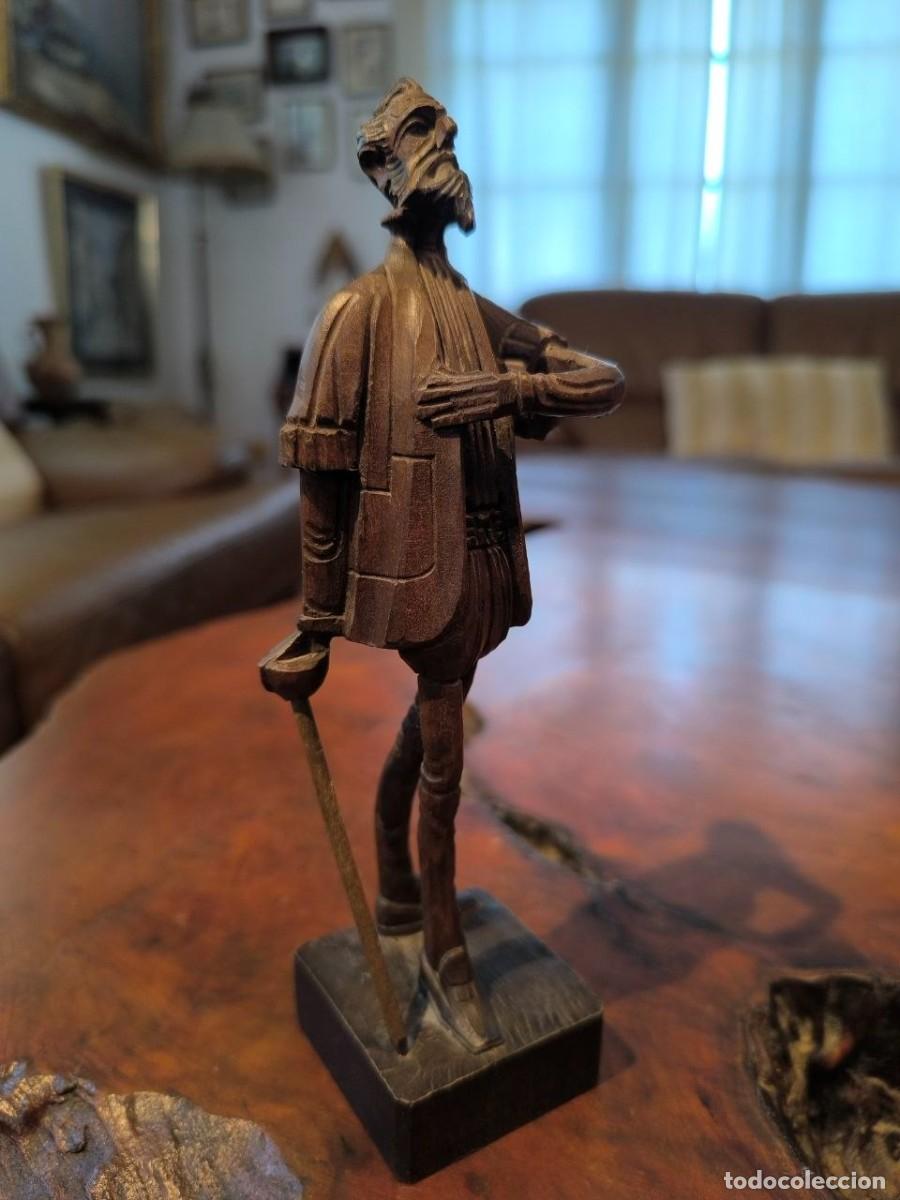 Arte: FIGURA DE DON QUIJOTE TALLA DE MADERA - MEDIDA 21 CM *** OURO ARTESANIAS ***