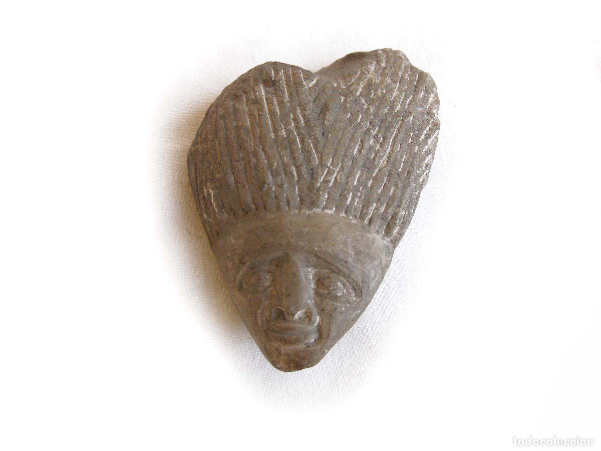 Arte: ANTIGUA CABEZA DE PIEDRA TALLADA POSIBLEMENTE DE AMULETO.