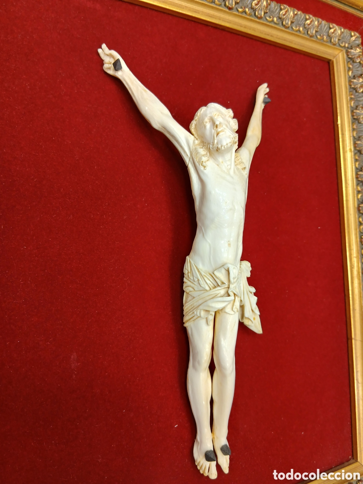 Arte: Cristo muy antiguo. Cuatro clavos.