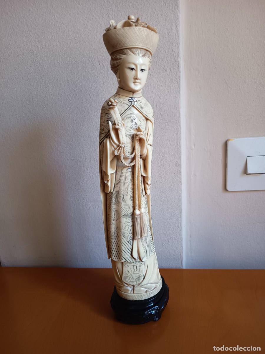 Arte: Pareja de chinos mandarines de marfil antiguo