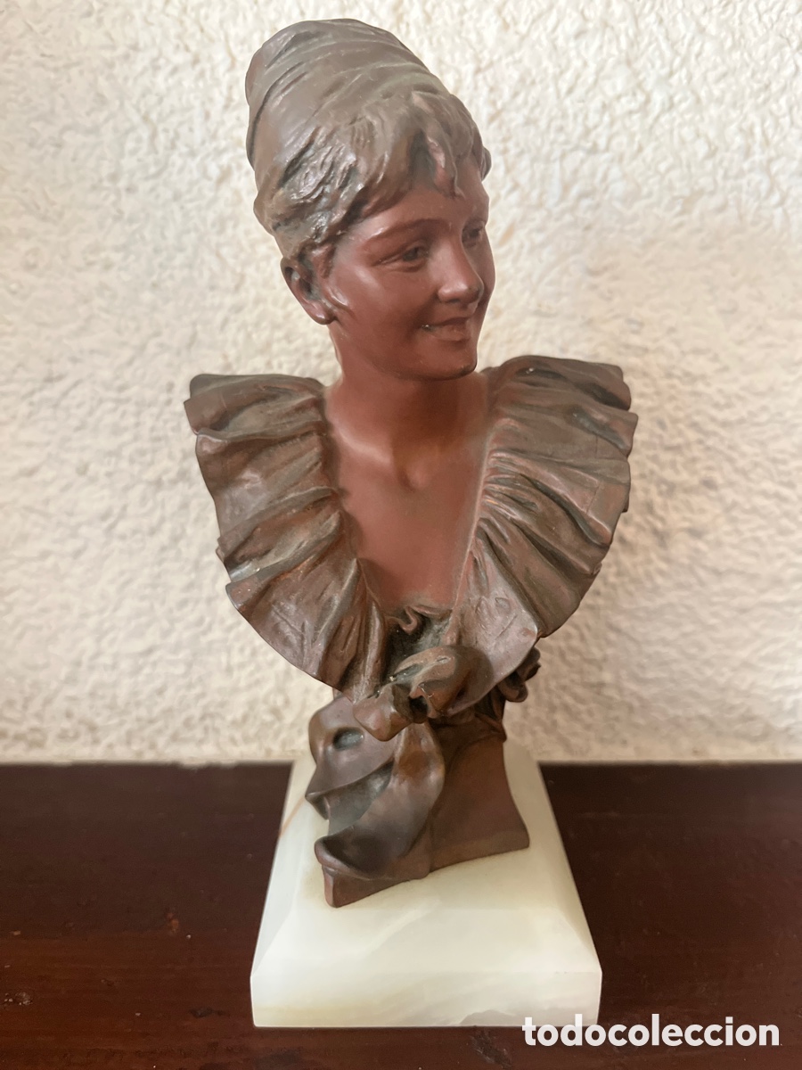Arte: French Art Nouveau bronze statue of a glamorous woman by Georges Van der Straeten