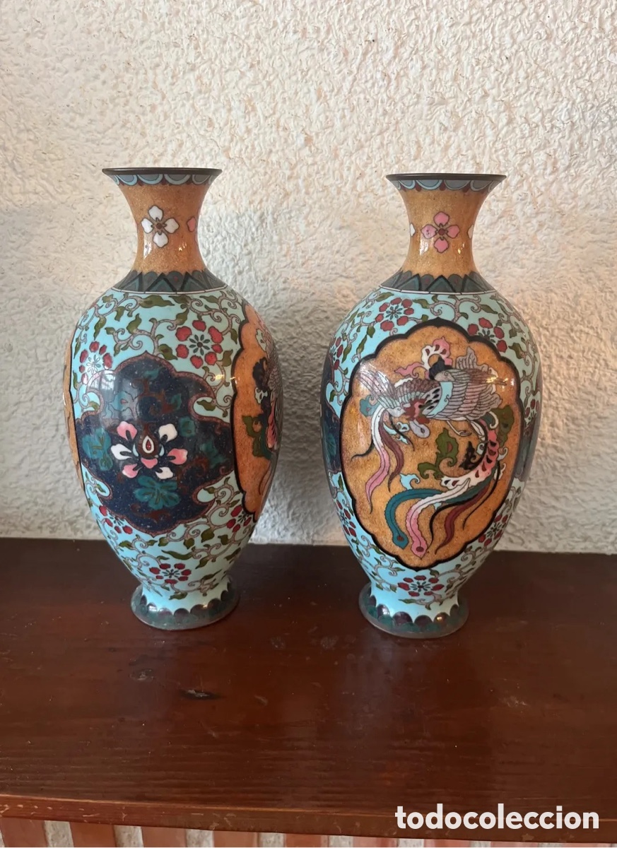 Arte: Pair of Japanese Cloisonne Enamel Vases with Floral and Phoenix Designs