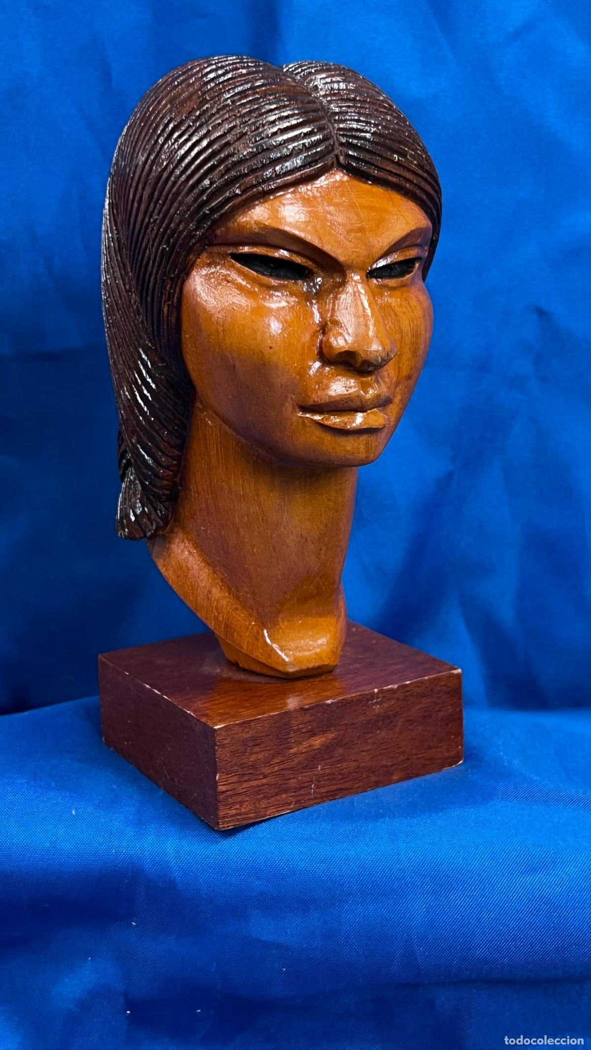 Arte: INTERESANTE BUSTO ESCULT&Oacute;RICO DE MUJER IND&Iacute;GENA SOBRE PEANA - TALLA ARTESANAL EN MADERA MACIZA - ART