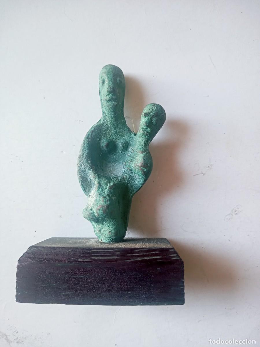 Arte: BONITA ESCULTURA BRONCE. MATERNIDAD ANTIGUA
