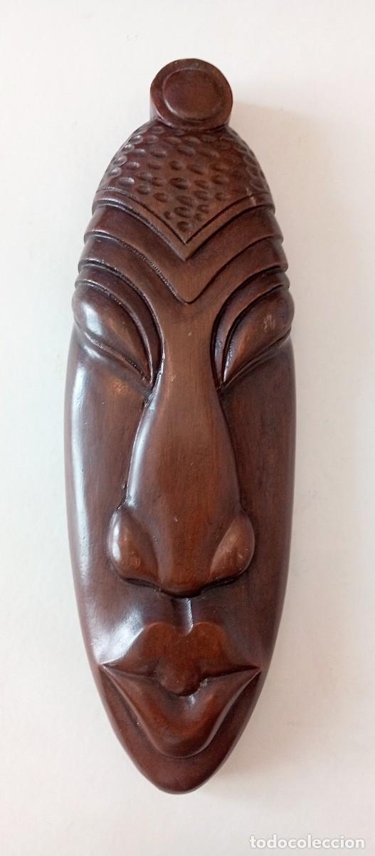 Art: M&aacute;scara de Madera Tallada a Mano - Artesan&iacute;a de Cuba