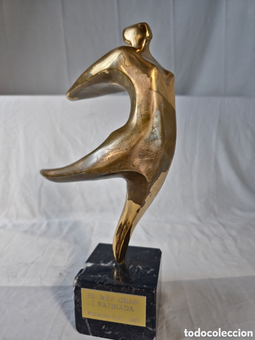 Arte: Figura de Bronce estilo Olimpics por Rosa Serra