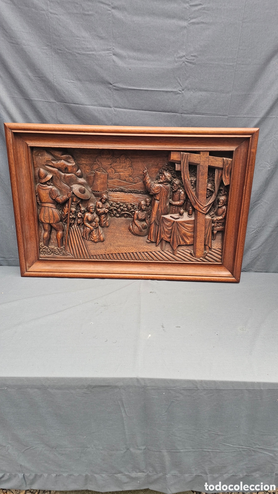 Arte: Talla en madera de la primera misa en Filipinas en el a&ntilde;o 1521