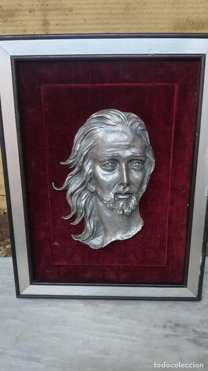 Arte: Cadre sculpture religieuse bronze argent&eacute; signee