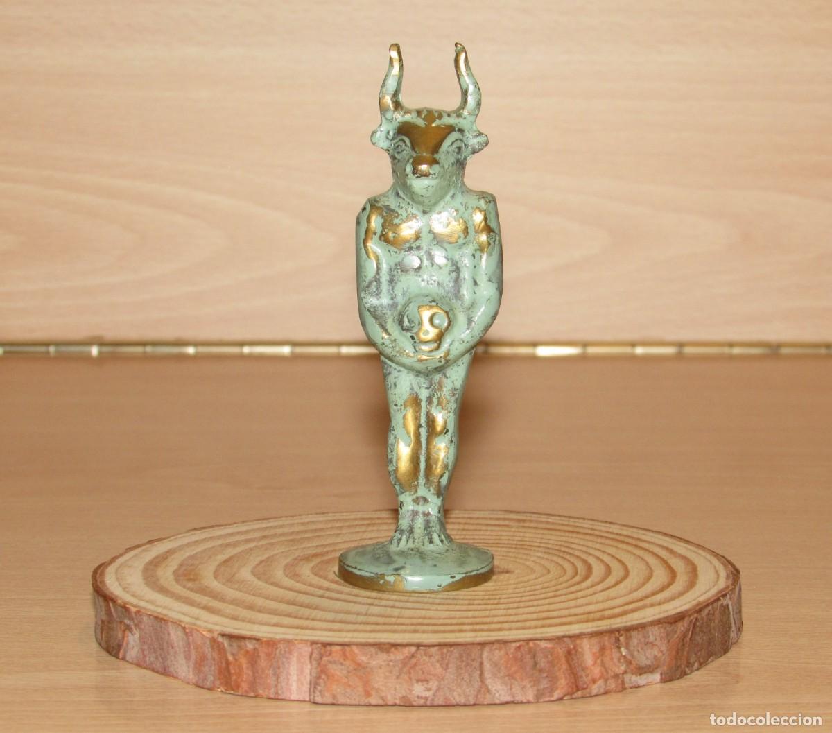 Arte: Figura miniatura minotauro minoico Asteri&oacute;n Creta mitol&oacute;gico griego bronce Stamatis Apostolou