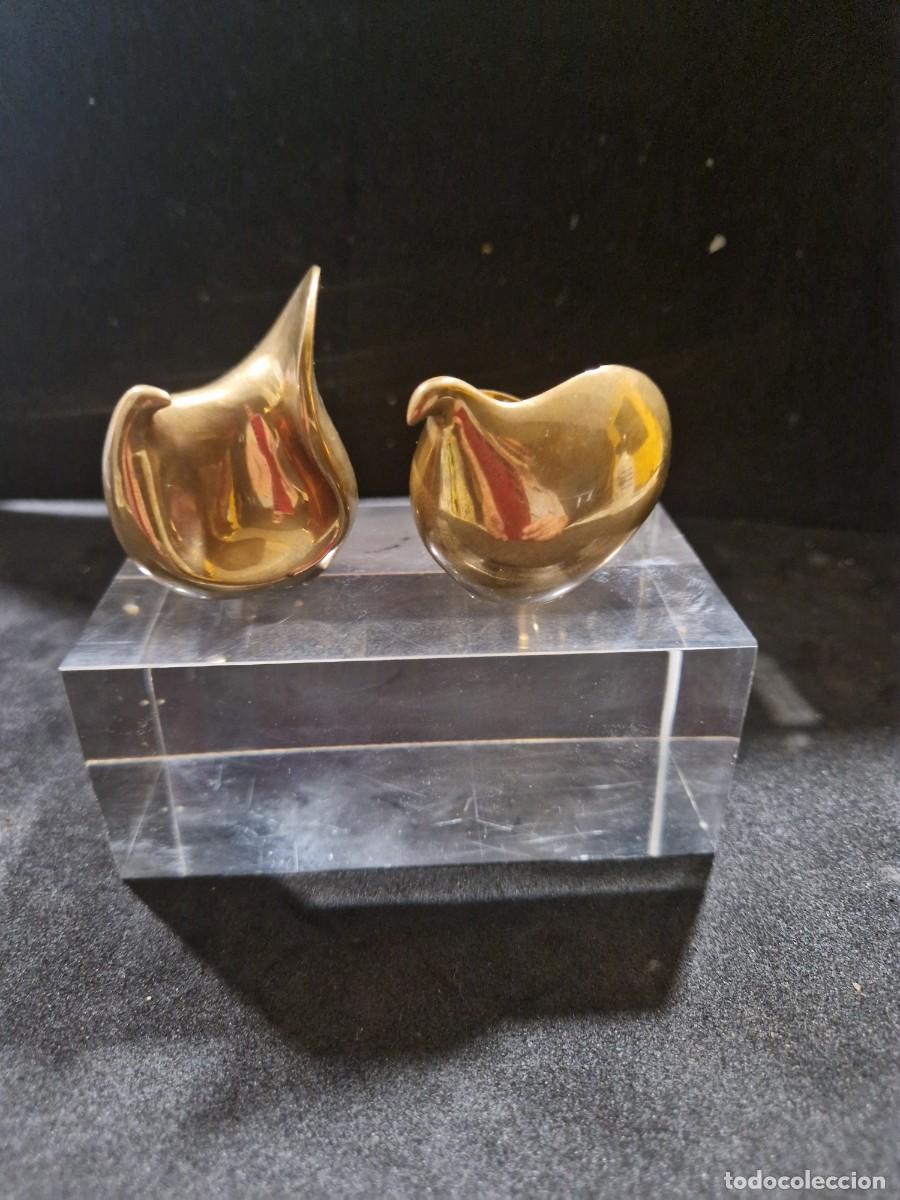 Arte: Palomas realizadas en bronce por el escultor valenciano Javier Aleixandre