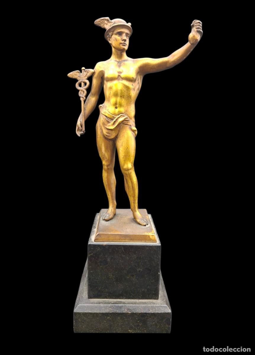 Arte: ANTIGUA FIGURA DEL DIOS HERMES EN BRONCE DORADO SOBRE PEANA