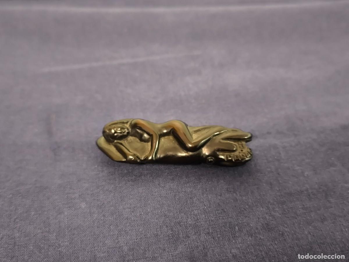 Arte: NETSUKE EROTICO EN MADERA EBONIZADA Y SELLADO