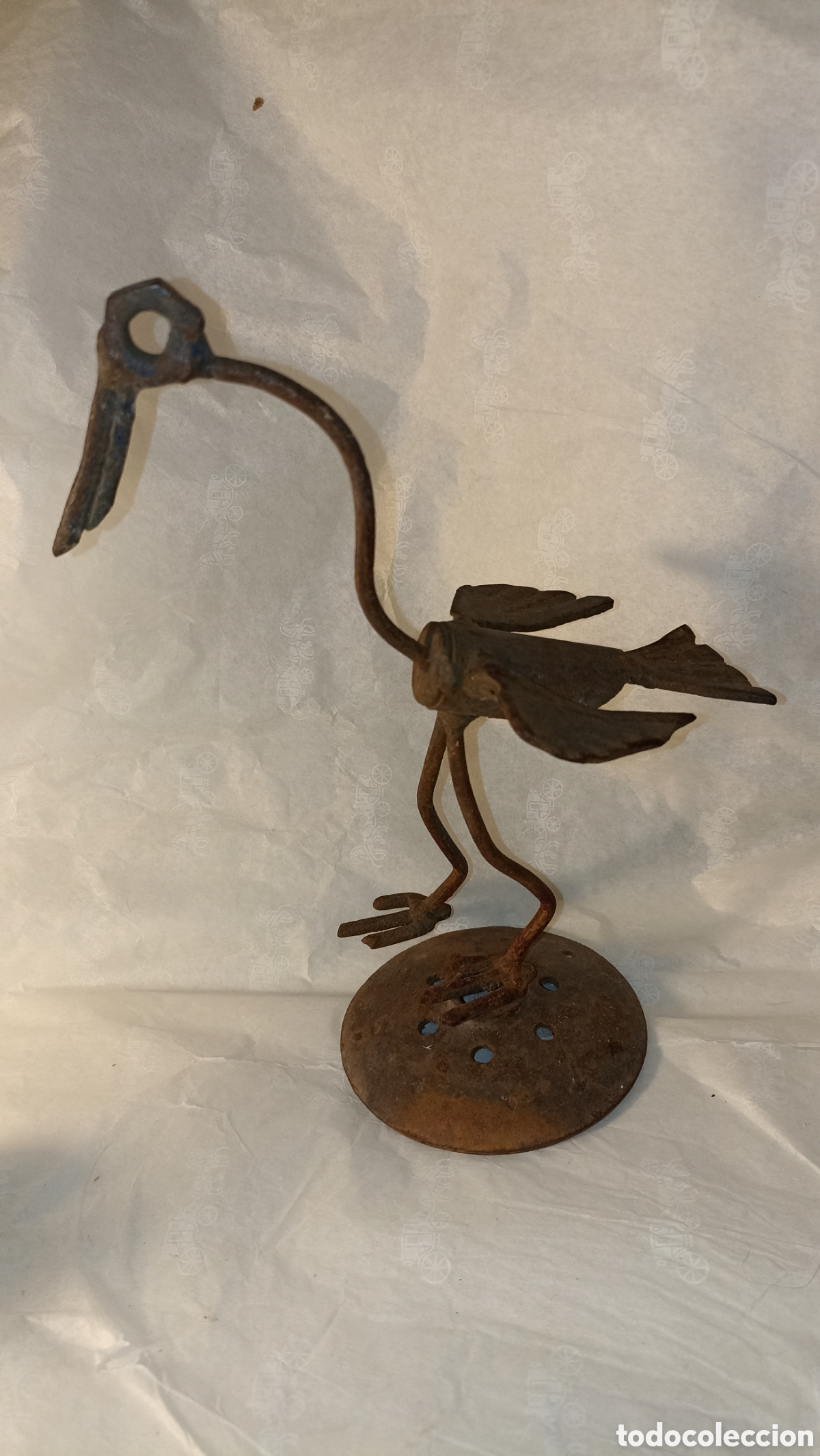 Arte: Escultura de ave zancuda en hierro reciclado - Arte Brut / Upcycling Vintage - 22 cm