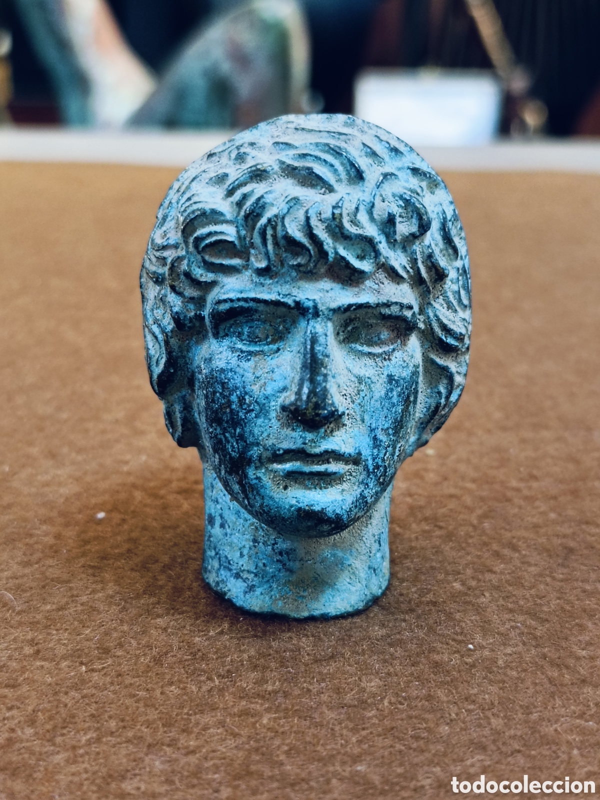 Arte: PEQUE&Ntilde;A ESCULTURA EN BRONCE . BUSTO DE ALEJANDRO MAGNO