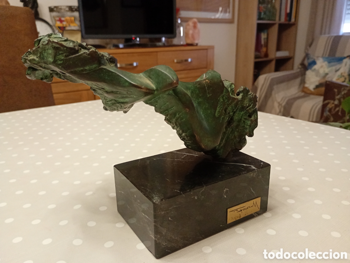 Arte: PERE COLL (PERECOLL). SIGNADA MATR&Oacute;, MARESME, BARCELONA. BRONZE. &iquest;COLOM?
