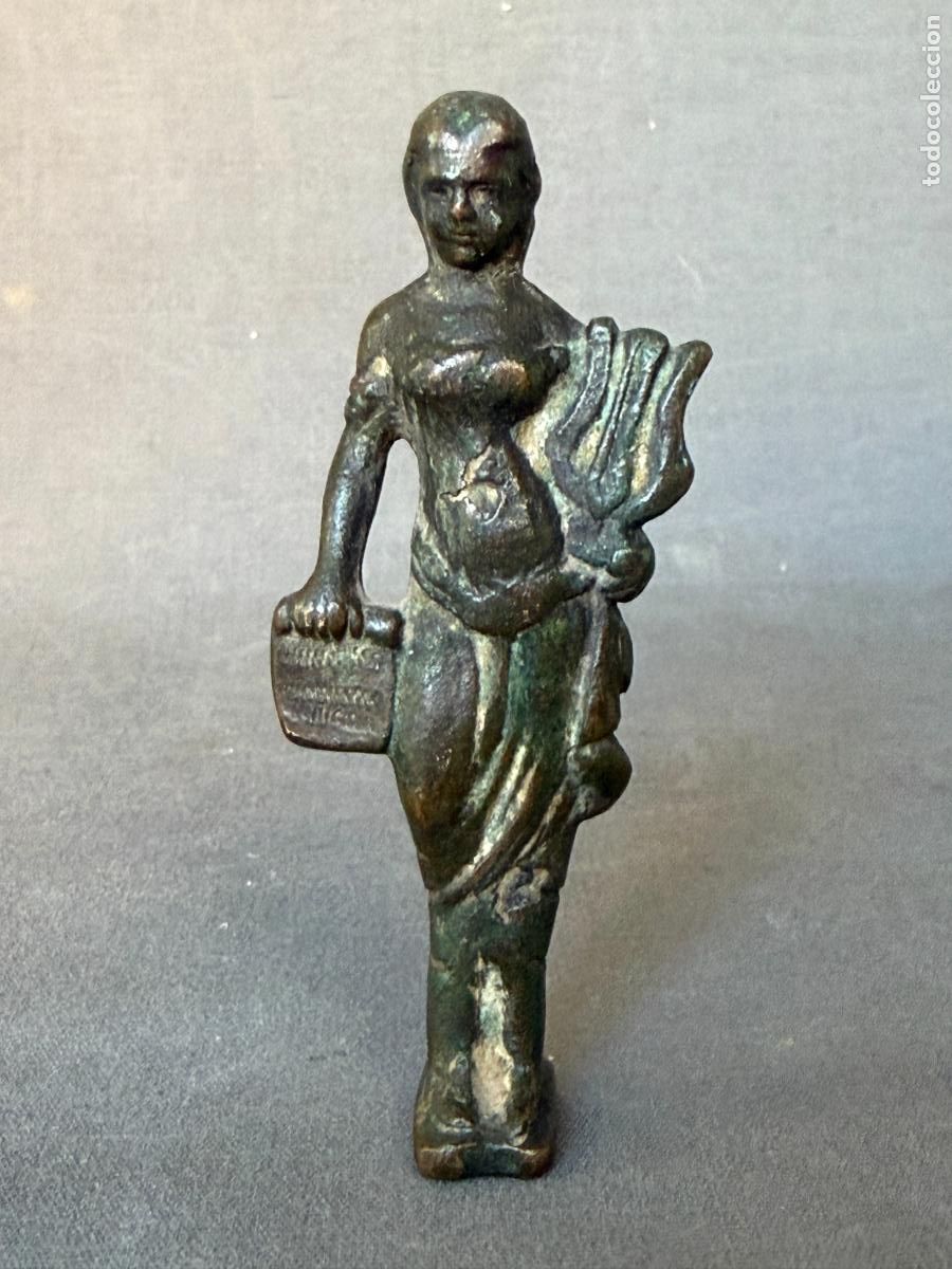 Arte: Alegor&iacute;a a la m&uacute;sica , escultura en bronce de finales del S. XIX , musa con lira , R739