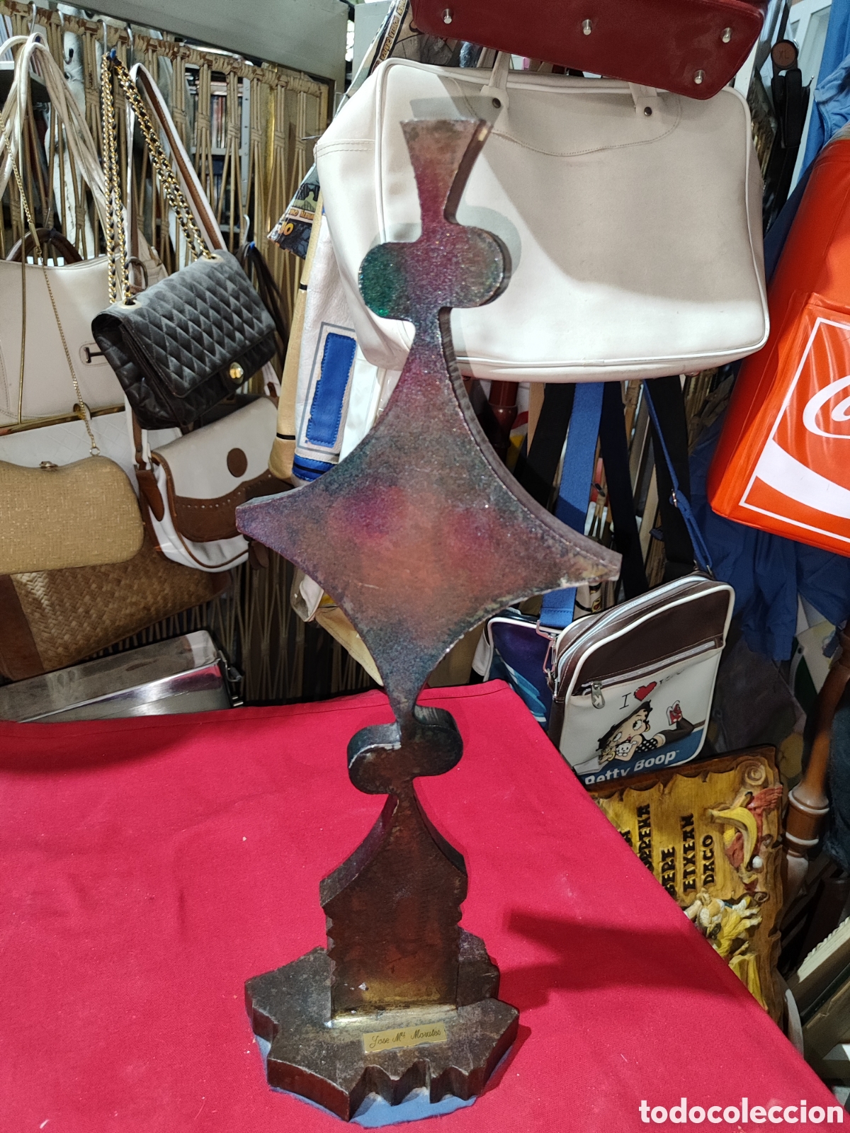 Arte: Escultura abstracta pesada de forja con Chapa JOSE MARIA MORALES