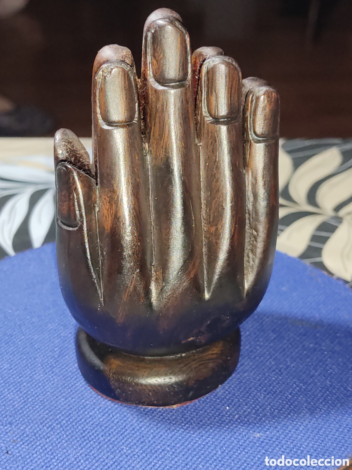 Arte: Antigua Mano budista tallada en madera de ebano o caoba.Simbologia de Yoga,Meditaci&oacute;n,Om.