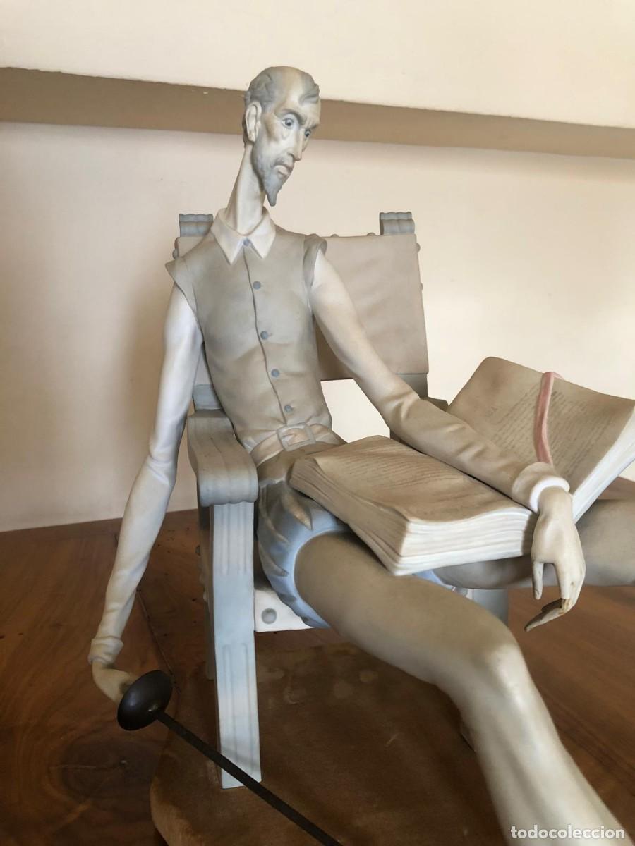 Arte: Escultura de porcelana Don Quijote de mitad del siglo XX