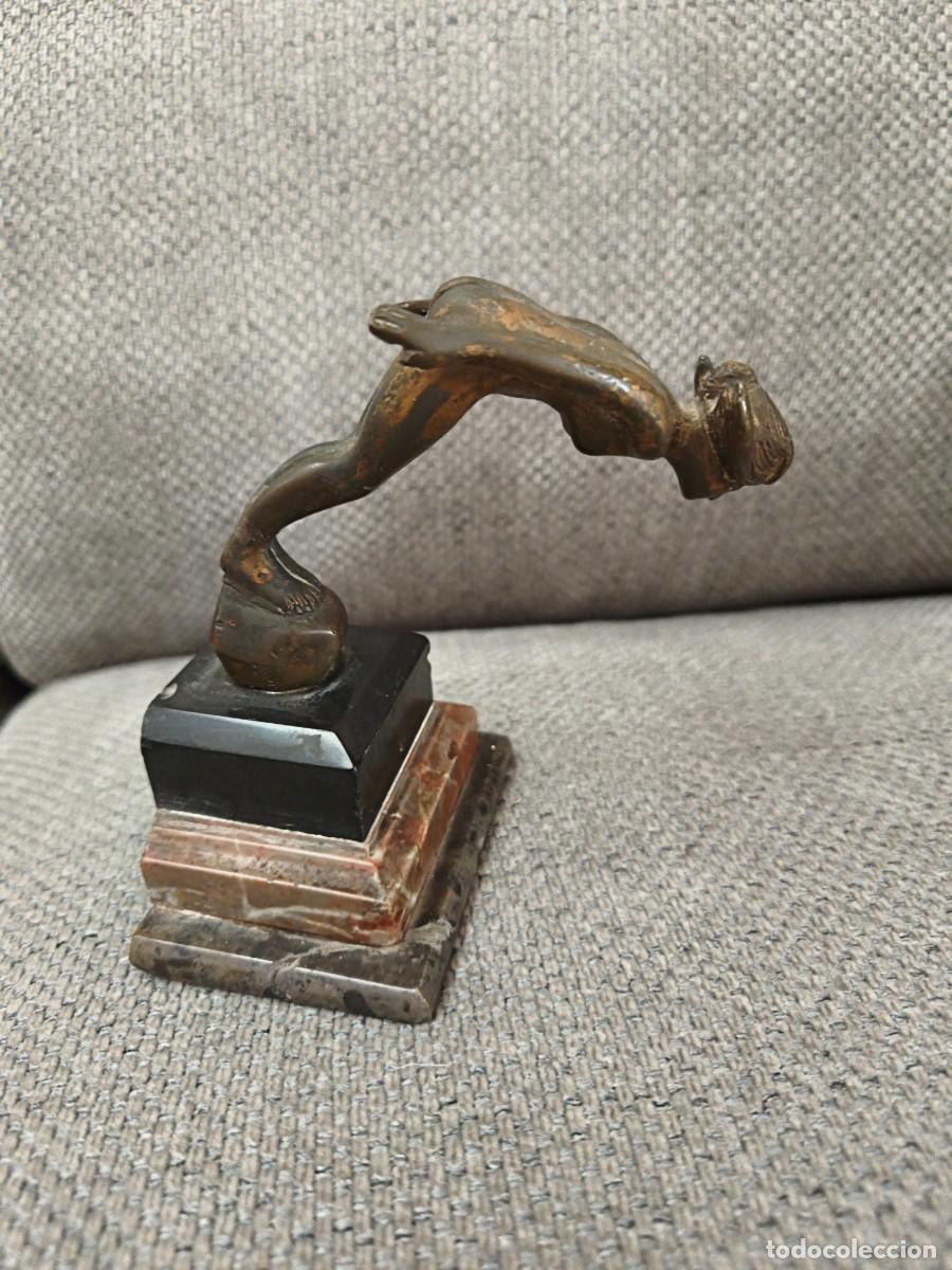 Arte: Figura de bronce Art Deco