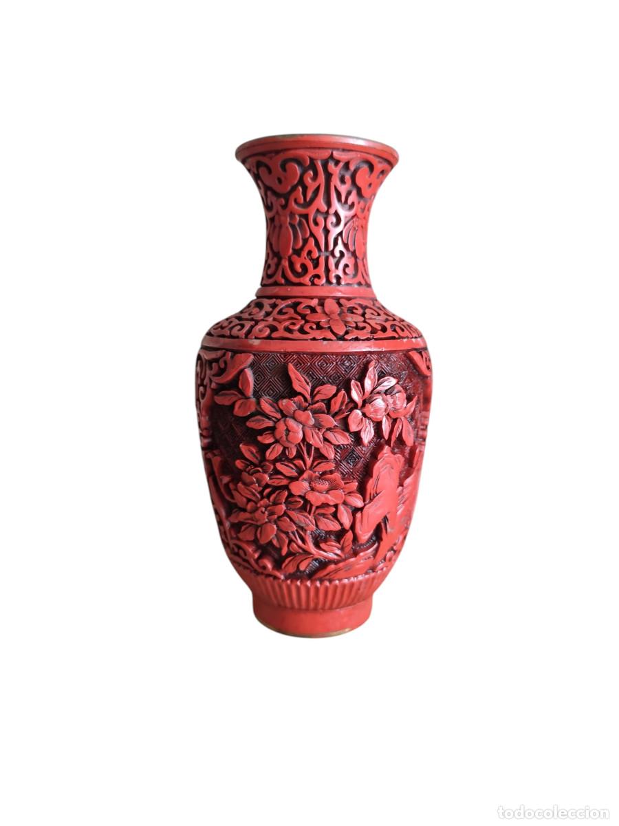 Arte: Jarron chino laca cinabrio y bronce