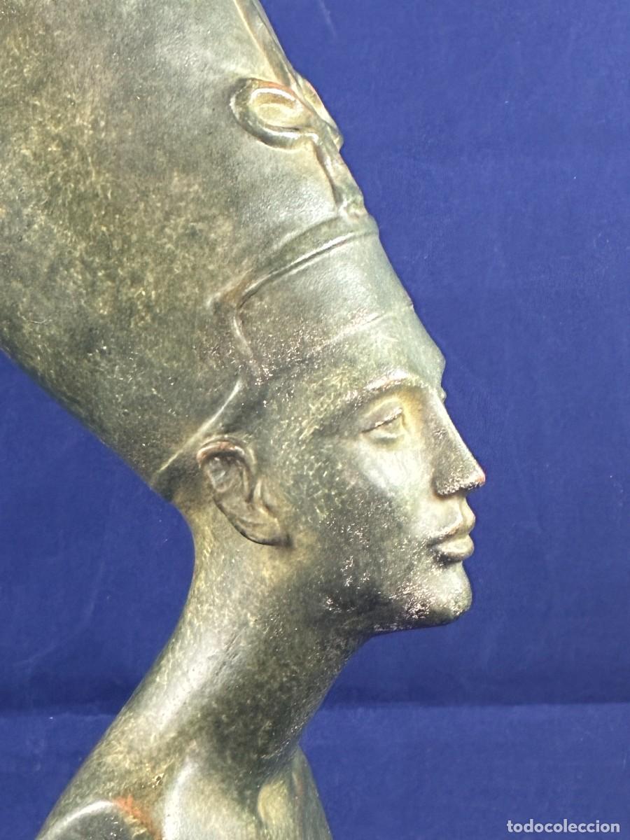 Arte: Busto de Nefertiti (reproducci&oacute;n) resina alta densidad p&aacute;tina, altura 30 cm. Decorativo Muy bueno