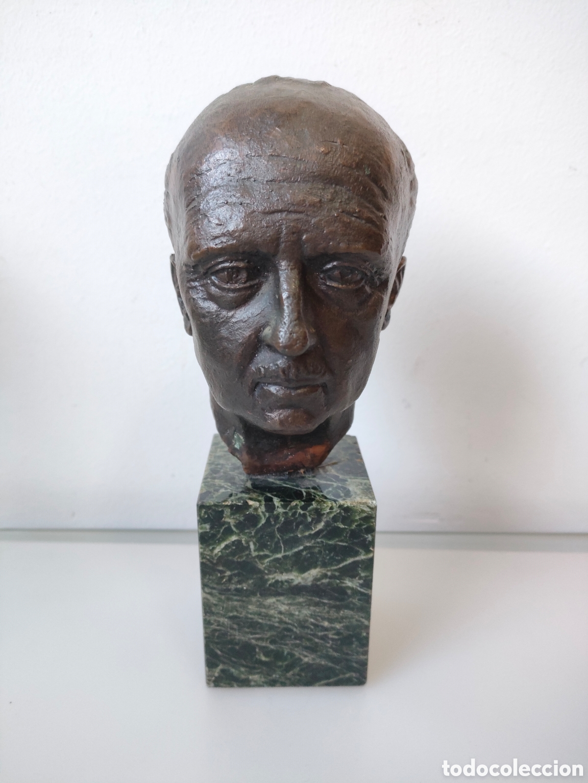 Arte: Busto F.F bronce 21cm