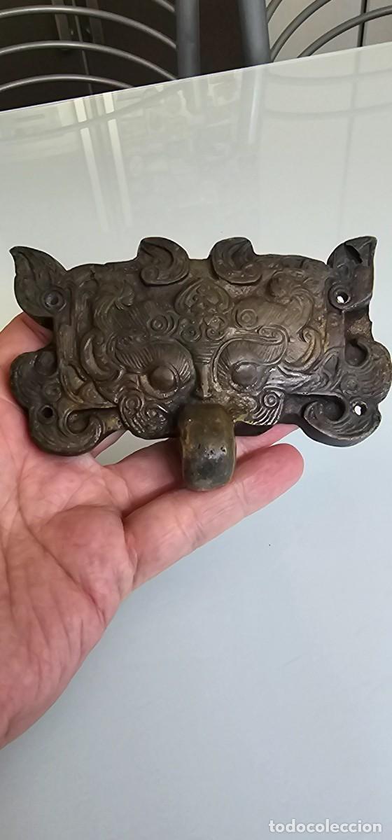Arte: Espectacular parte de cerrojo oriental bronce y antiguo