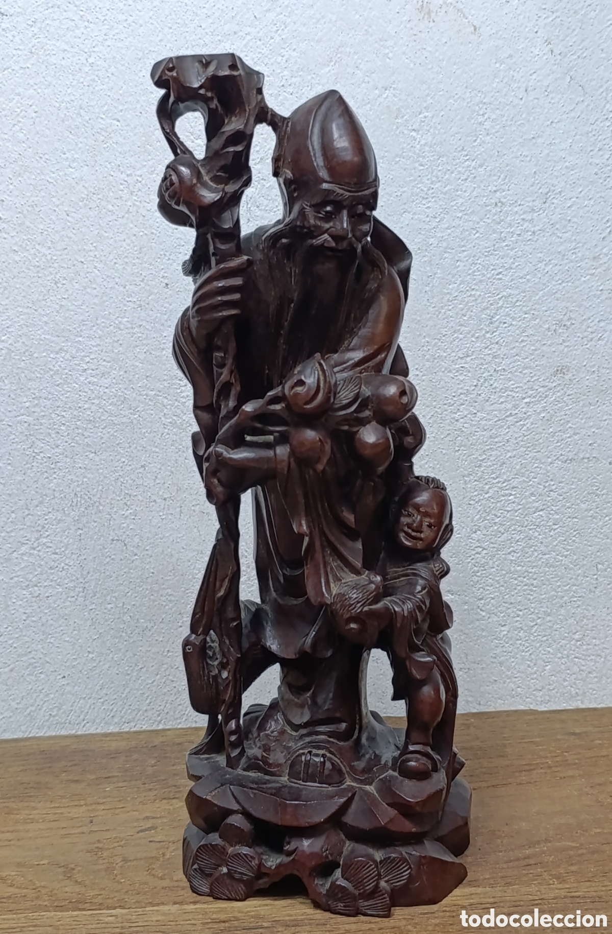 Arte: ANTIGUA ESCULTURA TALLADA EN MADERA NOBLE DE SHOU XING, DIOS CHINO DE LA LONGEVIDAD.